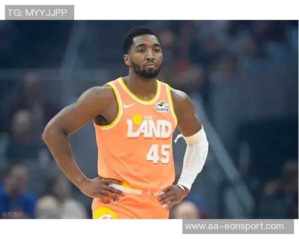 克尼佩尔闪耀全场砍下生涯新高33分助攻9次助力球队胜利