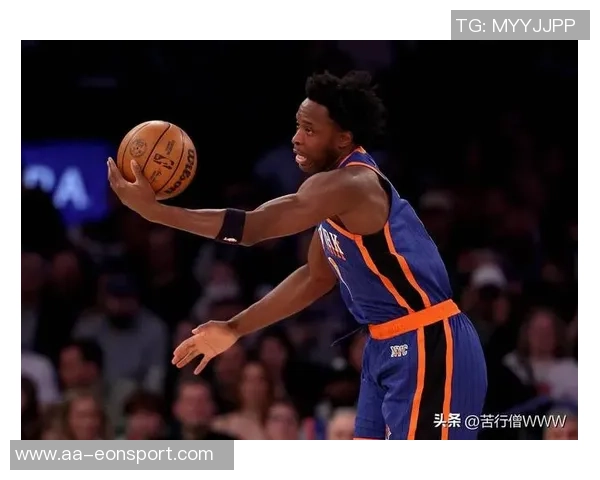 尼克斯全员发力半场领先黄蜂25分哈特表现出色三球状态低迷