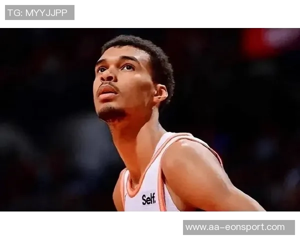 文班达成生涯300记三分球创NBA历史纪录成为2米13以上球员最快者